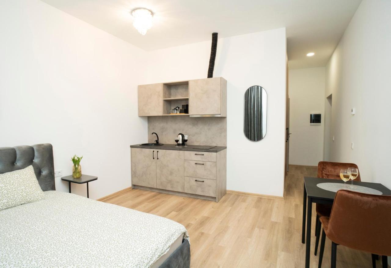 Central Station Apartment No3 Kaunas Ngoại thất bức ảnh