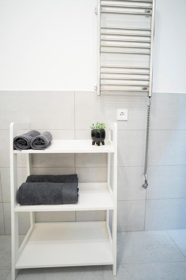 Central Station Apartment No3 Kaunas Ngoại thất bức ảnh